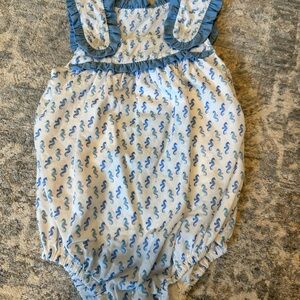 James and Lottie Seahorse Bubble EUC 9 Month blue summer beach